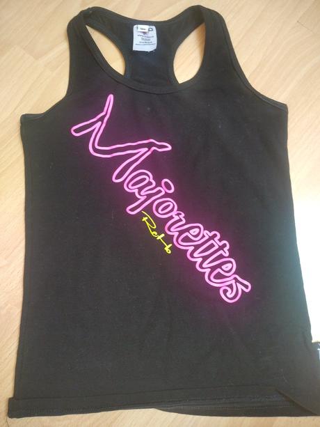 Tielko pre mazoretky, 134