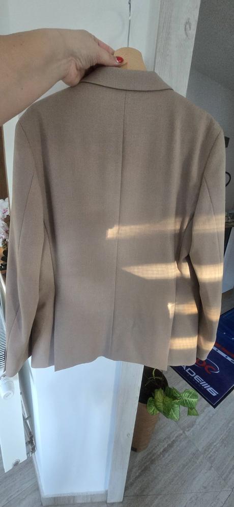 Elegantny zara oblek, <50