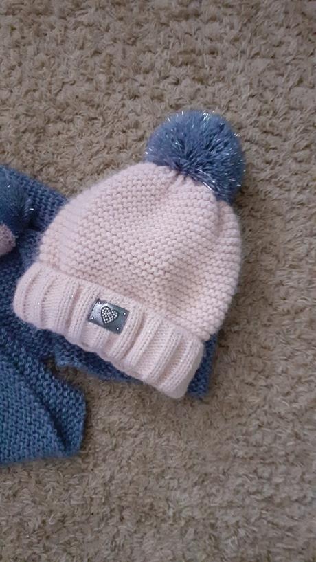 Zimná čiapka a šál, ajs,152