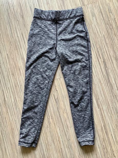 Športové leginky, 122