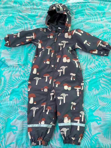 Overal do dažďa, lindex,92