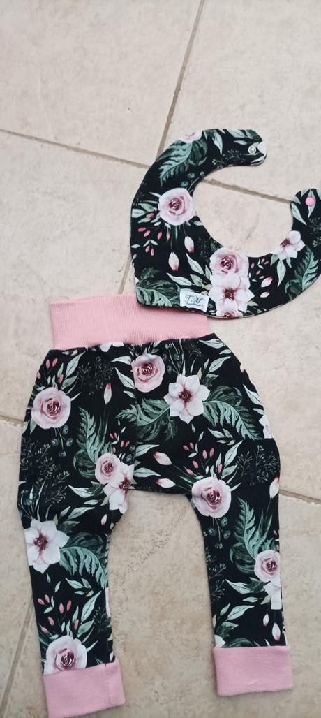 Set tepláky a podbradník, 86