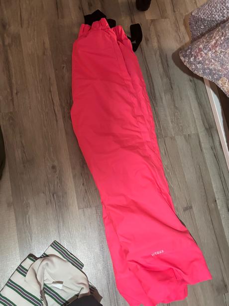 Balík oblečenia pre dievča 140-152, 140–152