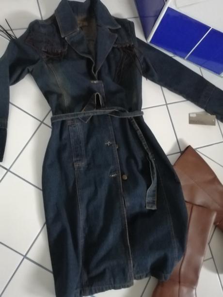 Riflovy kabát so strapcami, 40