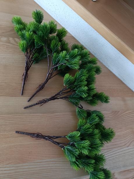 Ihličnaté vetvičky 4 kusy, 