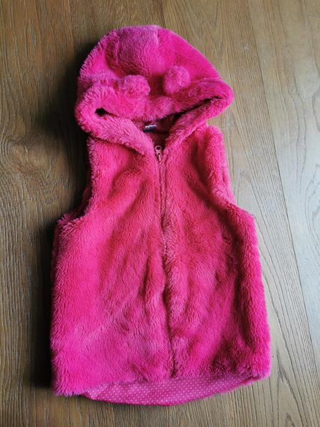 Huňatá vestička, 122