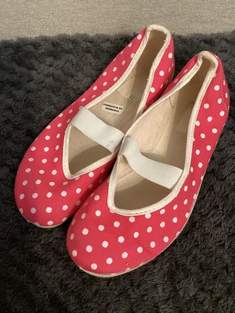 Kvalitné papuče baťa, baťa,32