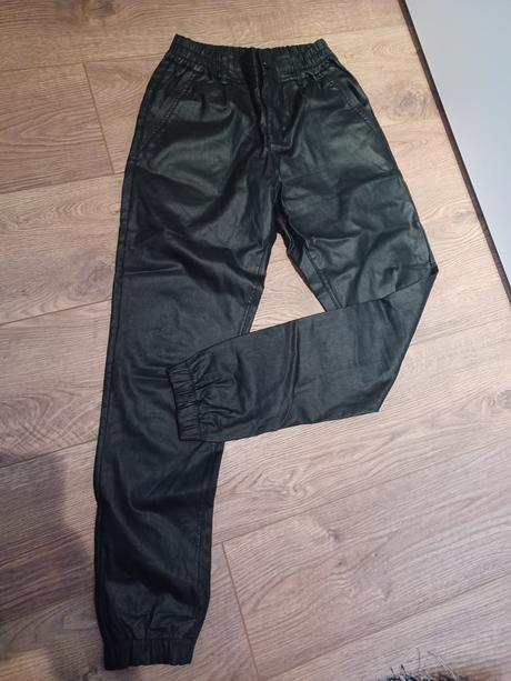 Kožené nohavice, s