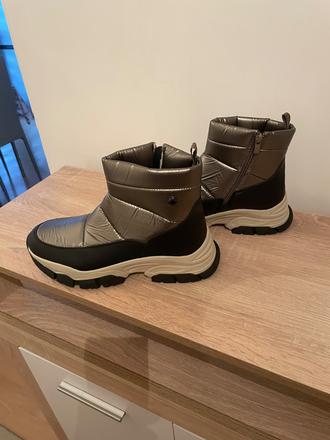 Zimné dámske čižmy, 40