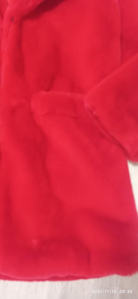 Krvavo červený kožuštek, m