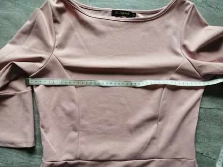 Pružné ružové šaty v38, 38