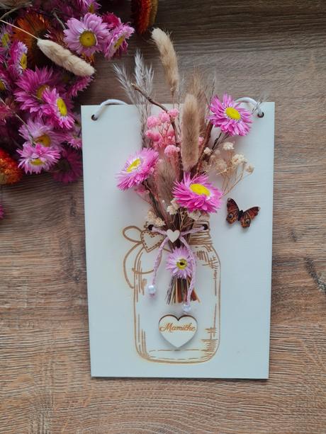 Drevená tabuľka s kytičkou, 