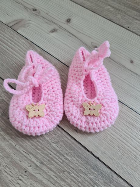 Háčkované topánočky (veľ. 15/16), <17