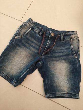 Kraťasy, pepperts,134