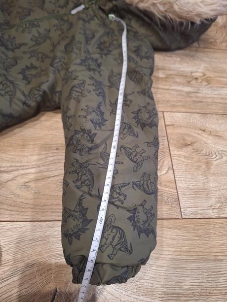 Overal na zimu, sinsay,122