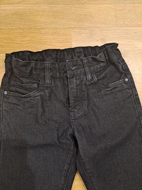 Rifle čierne, c&a,134