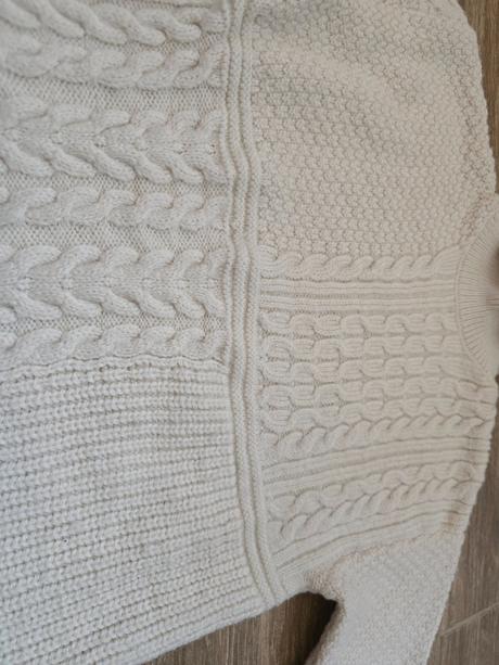 Pulover č.134, next,134