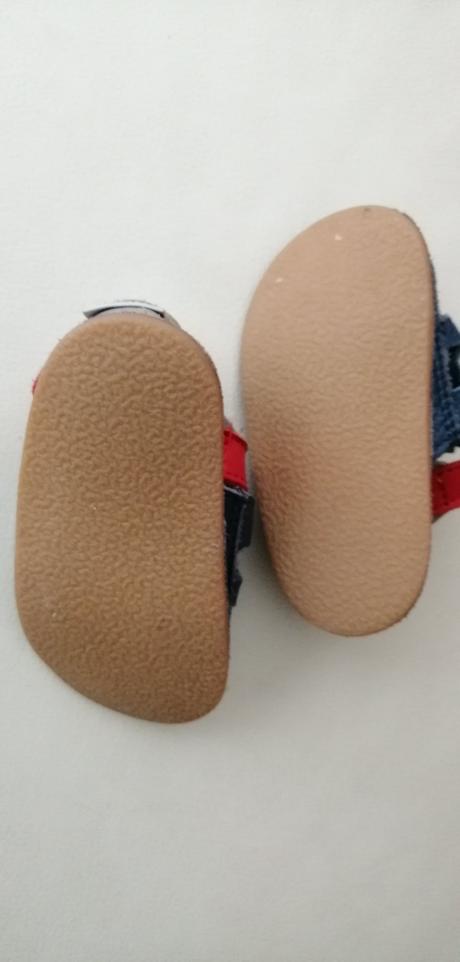 Sandalky tikki, tikki,19