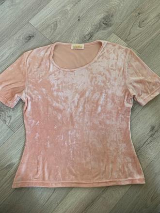 Krásne ružové tričko, s