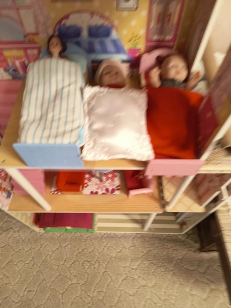 Veľký drevený domček pre bábiky, 