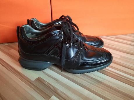 Dievčenské kožené tenisky hogan, 34