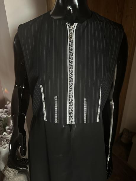 Vesta na zips s predĺženou tylovou sukňou, m