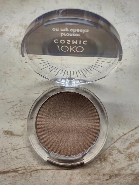 Rozžiarujúci bronzer, 