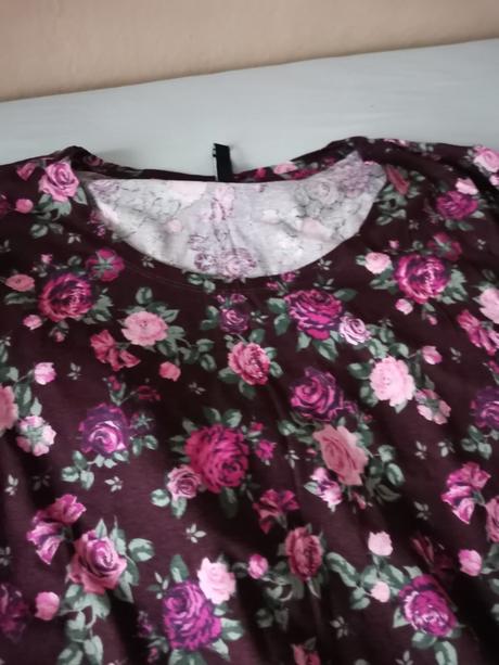 Dve dámske tričká, xl