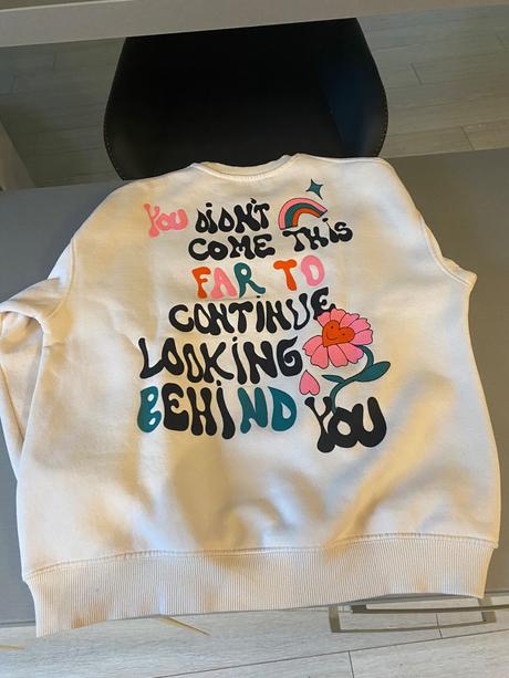 Mikinka, bershka,134