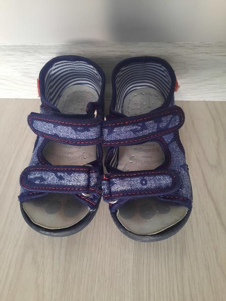 Papučky ren but (vd 14 cm), ren but,23