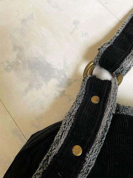 Hrubšia manchestrová kabela, 