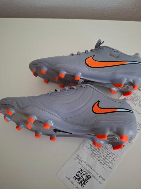 Kopačky nike č.41 ešte 2 roky v záruke s dokladom, nike,41