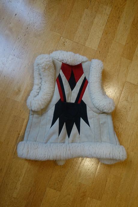 Veľmi teplá vesta z ovčej kožušiny, 116