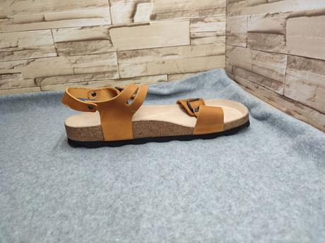 Jasný 43 - celokožené hnedé sandále, 43