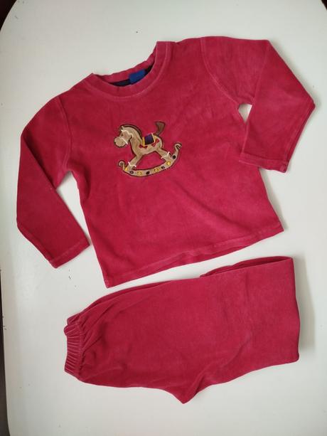 Velurove pyžamko 98/104, lupilu,98