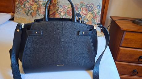 Tmavomodrá kabelka coccinelle, coccinelle