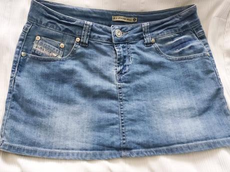 Riflova minisukna, 30