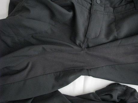 Nohavice z funkcneho materialu, aj na vysoke, nike,s