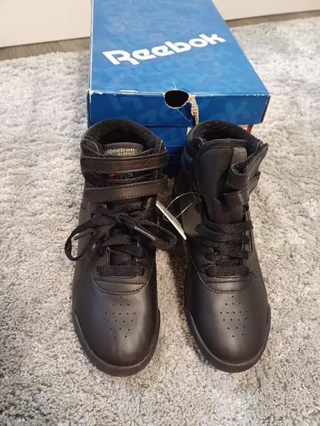 Veľkosť 32, adidas,32