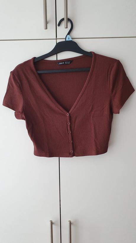 Dámsky crop top svetrík shein, 34