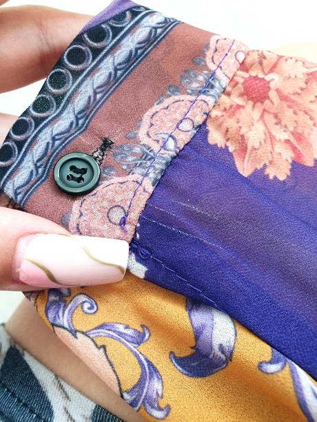 Vzorované šaty s, s