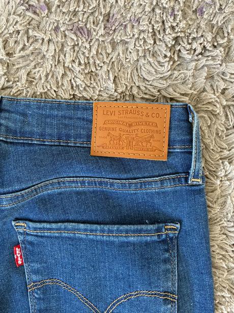 Levis skinny v.27, levis,s
