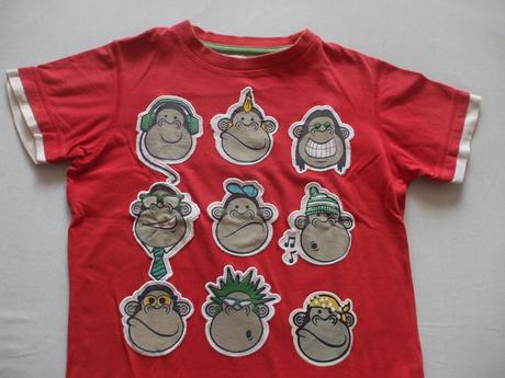 Tričko s opicami, tu,122