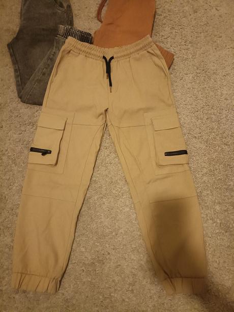 6x joggery, gate,146