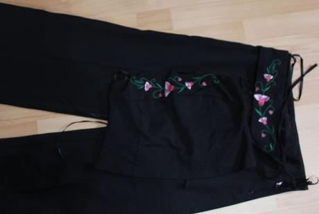 Siroke nohavice a korzet giant, s