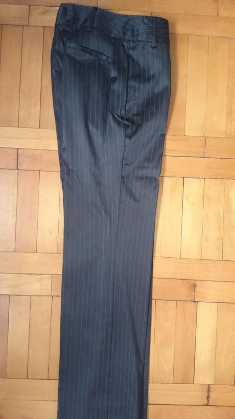 Elegantne nohavice z jemnym pruzkom, 36