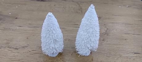 Aplikácia ozdobná stromček - 14 cm - biely, 