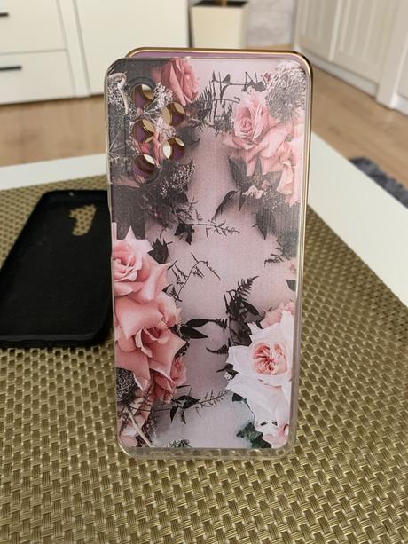 Kryty na mobil huavej, huawei