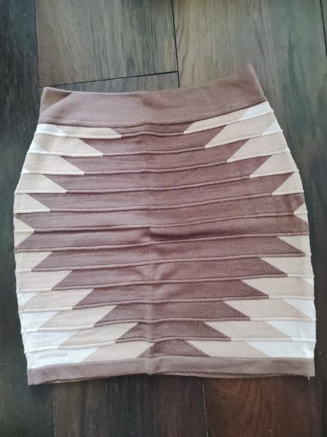 Sukna, new yorker,xs