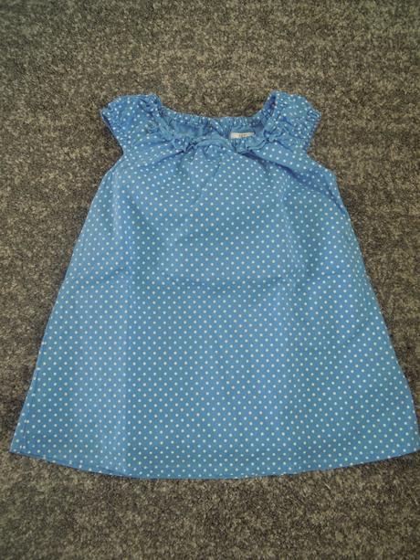 Nenosene bledomodre saty s bielymi bodkami, f&f,62